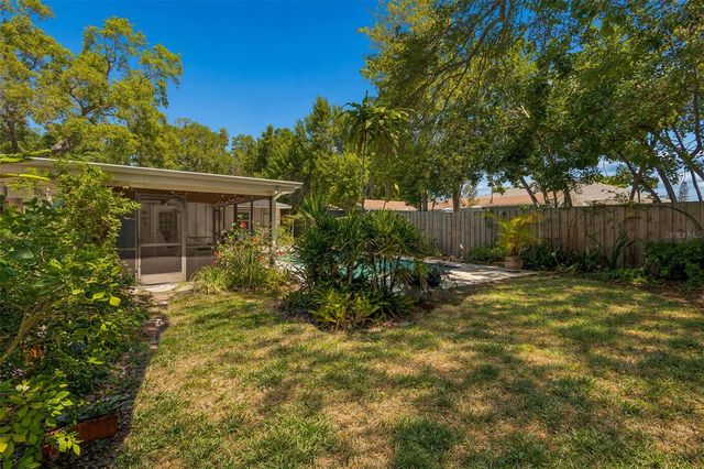 6214 8TH AVENUE S, Gulfport, FL 33707