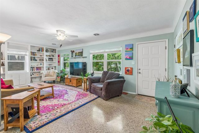 6214 8TH AVENUE S, Gulfport, FL 33707