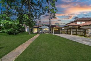 9250 Wiloak Street, Houston, TX 77028