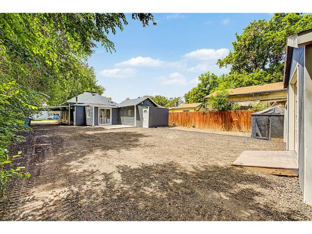 1513 E 4th St, Loveland, CO 80537