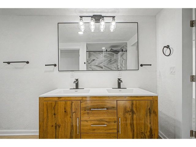1513 E 4th St, Loveland, CO 80537