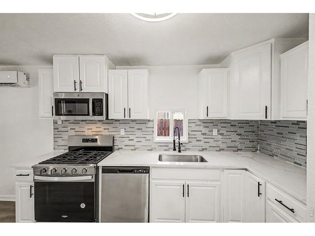 1513 E 4th St, Loveland, CO 80537