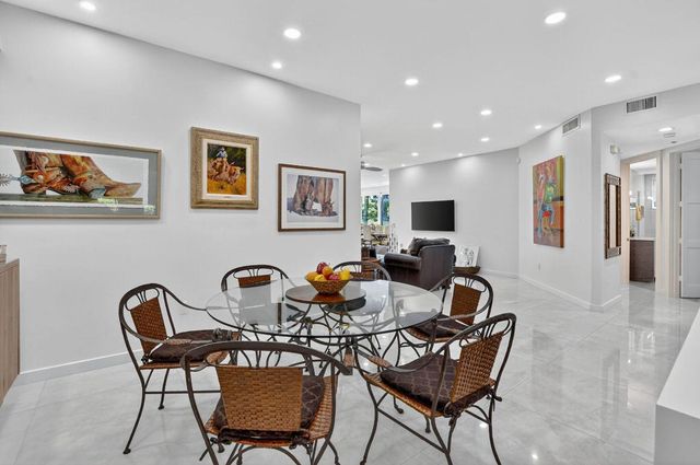 2584 Coco Plum Blvd 104, Boca Raton, FL 33496