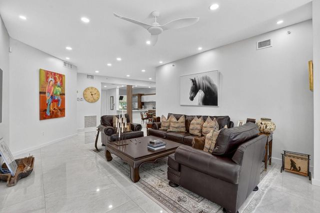 2584 Coco Plum Blvd 104, Boca Raton, FL 33496