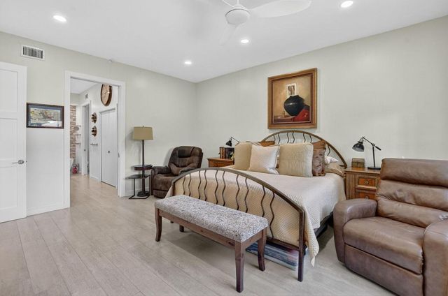 2584 Coco Plum Blvd 104, Boca Raton, FL 33496