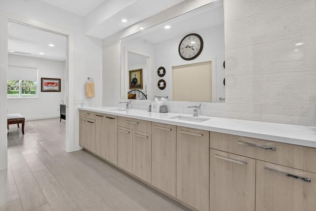 2584 Coco Plum Blvd 104, Boca Raton, FL 33496