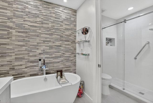 2584 Coco Plum Blvd 104, Boca Raton, FL 33496