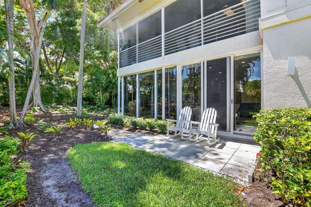 2584 Coco Plum Blvd 104, Boca Raton, FL 33496