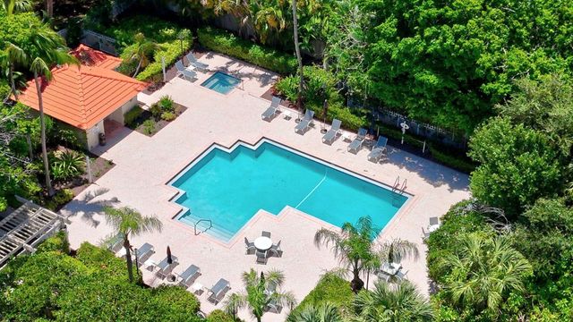 2584 Coco Plum Blvd 104, Boca Raton, FL 33496