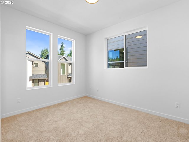 3282 Se 115th Ave, Portland, OR 97266