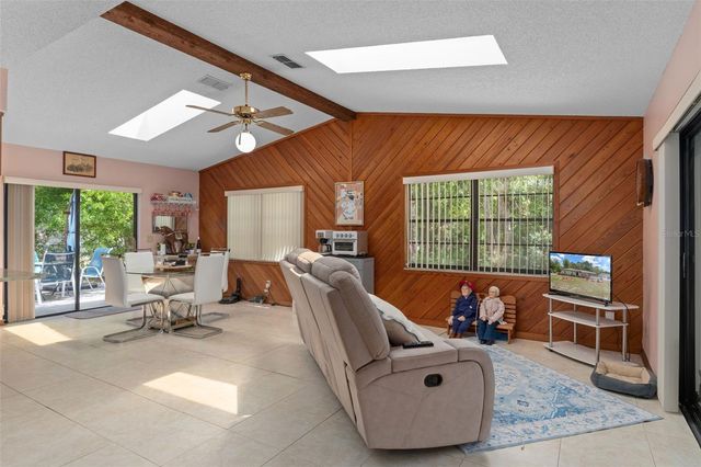 5 MANGROVE COURT S, Homosassa, FL 34446