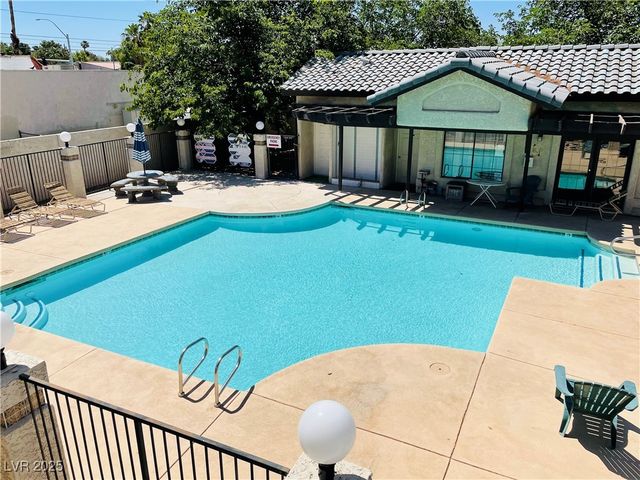 5086 Jeffreys Street 201, Las Vegas, NV 89119