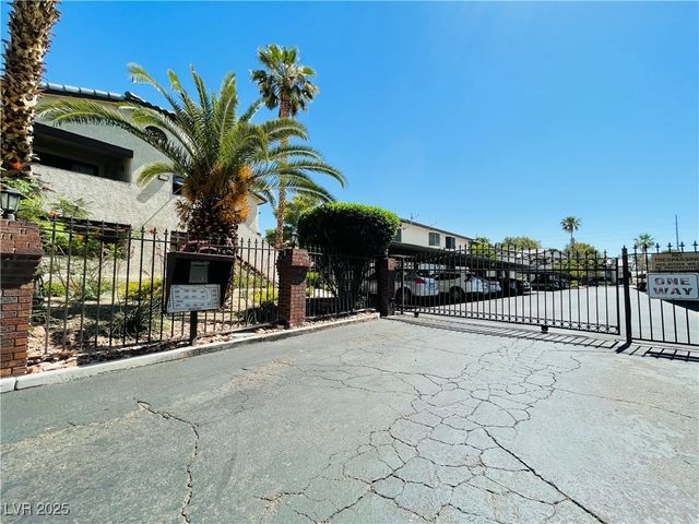 5086 Jeffreys Street 201, Las Vegas, NV 89119