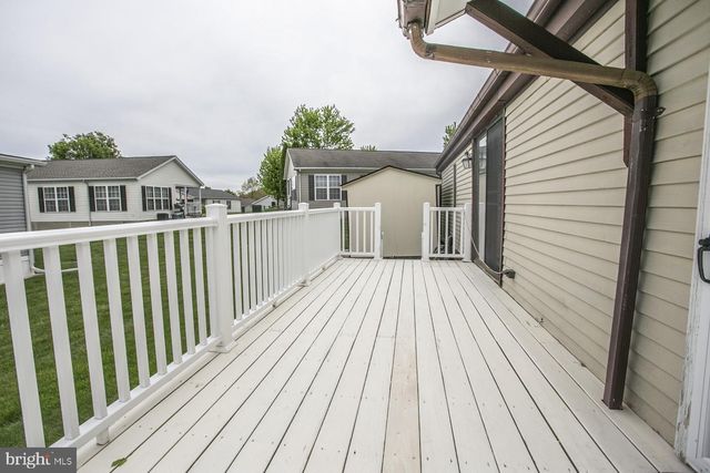 398 CLEAR CREEK CT, North Wales, PA 19454