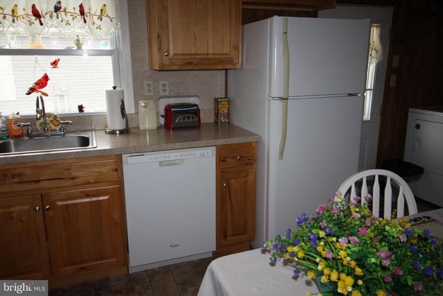 398 CLEAR CREEK CT, North Wales, PA 19454