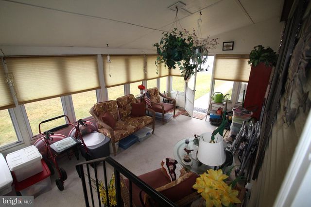 398 CLEAR CREEK CT, North Wales, PA 19454