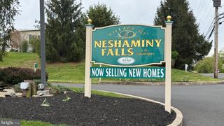 398 CLEAR CREEK CT, North Wales, PA 19454