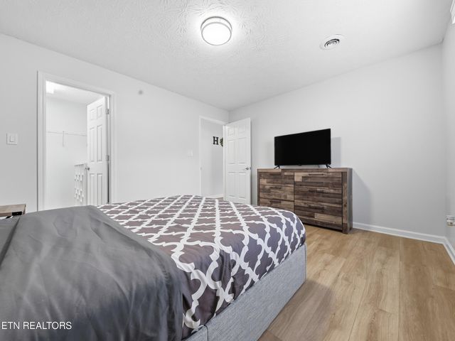 4201 Iona Way, Knoxville, TN 37912