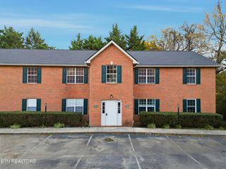 4201 Iona Way, Knoxville, TN 37912