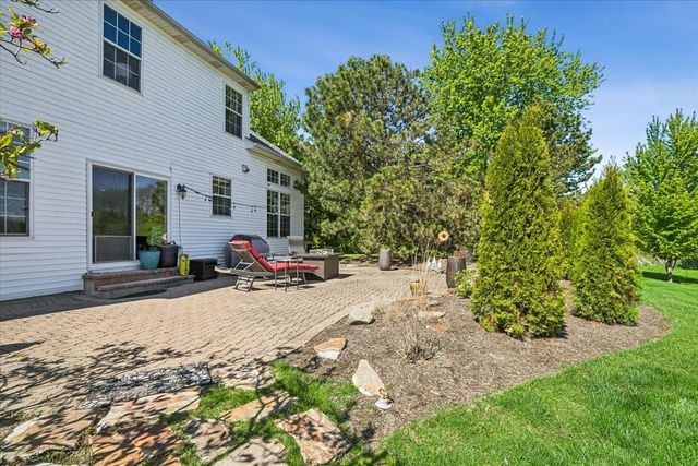 14087 Glenwood Court, Libertyville, IL 60048