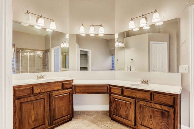 11567 Castle Brook Lane, Frisco, TX 75035