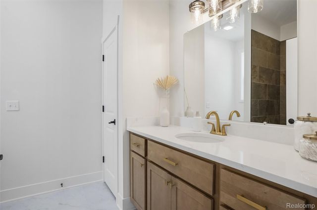 232 Marion Oaks Drive, Marion Township, MI 48843