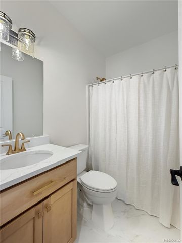 232 Marion Oaks Drive, Marion Township, MI 48843