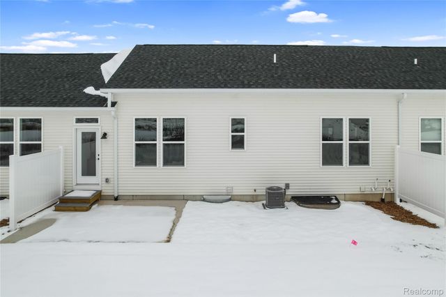 232 Marion Oaks Drive, Marion Township, MI 48843