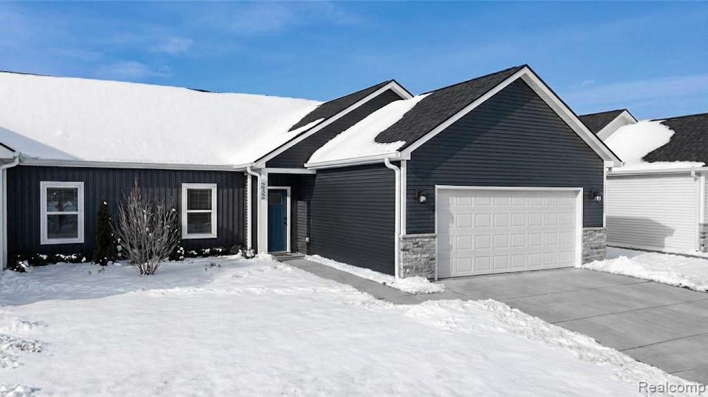 232 Marion Oaks Drive, Marion Township, MI 48843