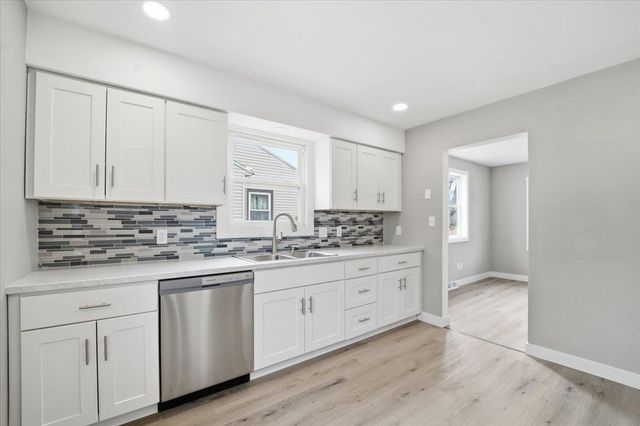 2622 Garden Avenue, Cedar Falls, IA 50613