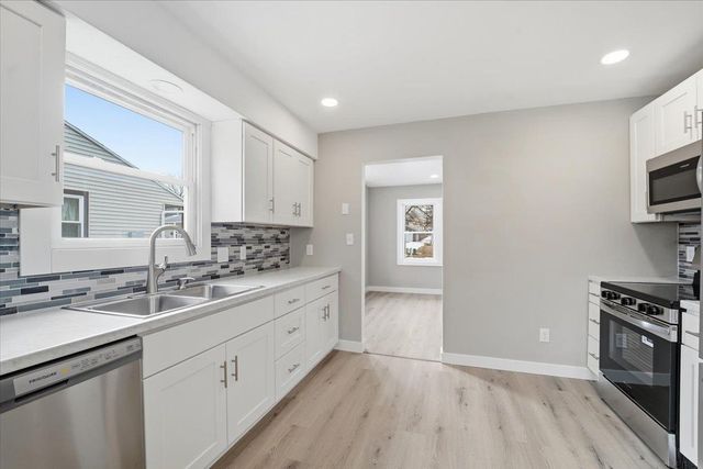 2622 Garden Avenue, Cedar Falls, IA 50613