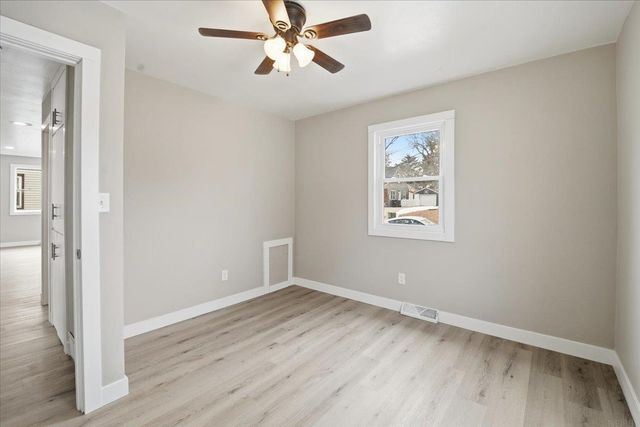 2622 Garden Avenue, Cedar Falls, IA 50613