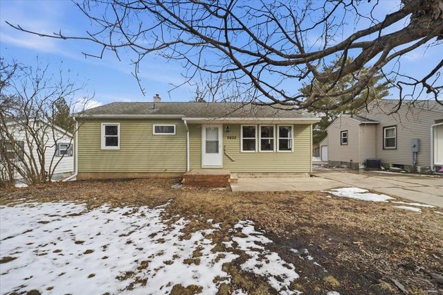 2622 Garden Avenue, Cedar Falls, IA 50613