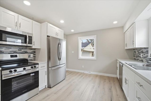 2622 Garden Avenue, Cedar Falls, IA 50613