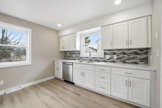 2622 Garden Avenue, Cedar Falls, IA 50613