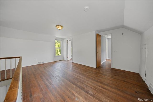 50505 Geddes Road, Canton, MI 48188