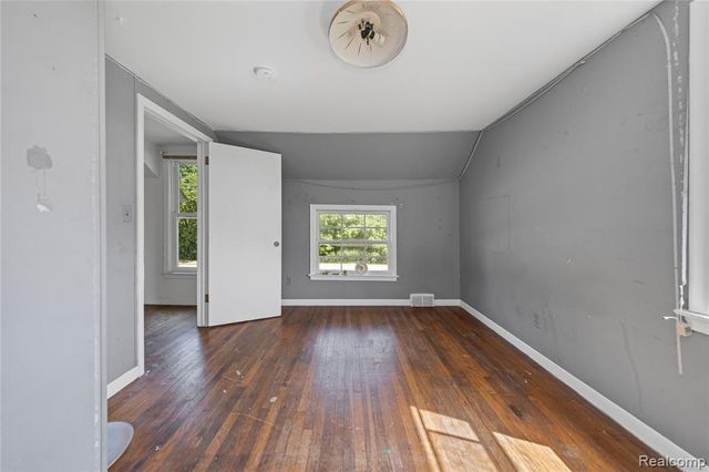 50505 Geddes Road, Canton, MI 48188