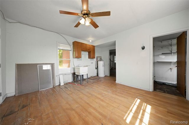 50505 Geddes Road, Canton, MI 48188