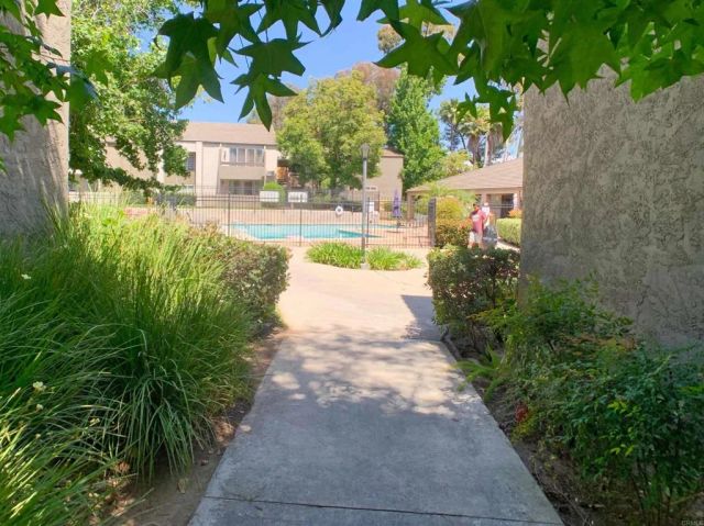 1350 N Escondido Boulevard 44, Escondido, CA 92026