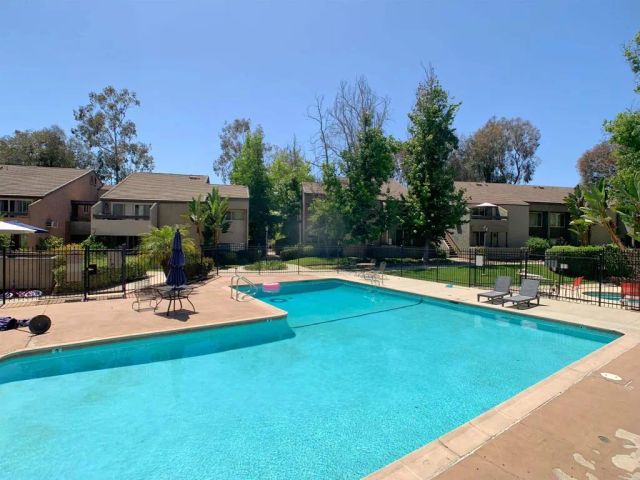 1350 N Escondido Boulevard 44, Escondido, CA 92026