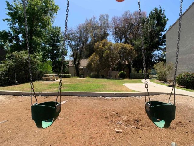 1350 N Escondido Boulevard 44, Escondido, CA 92026