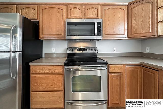 18903 K Street, Omaha, NE 68135