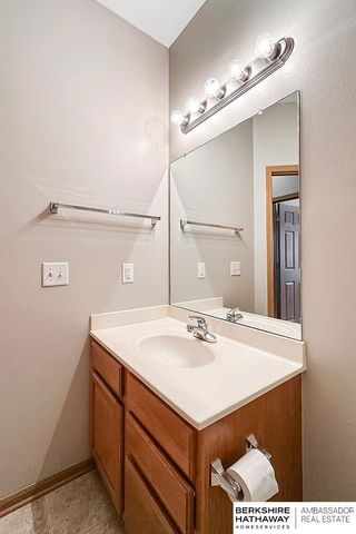 18903 K Street, Omaha, NE 68135