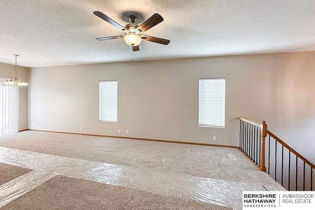 18903 K Street, Omaha, NE 68135