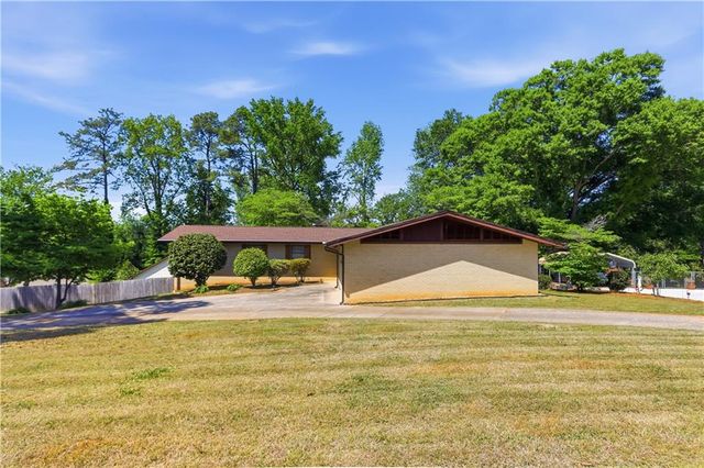 2989 Beechwood Drive, Lithia Springs, GA 30122