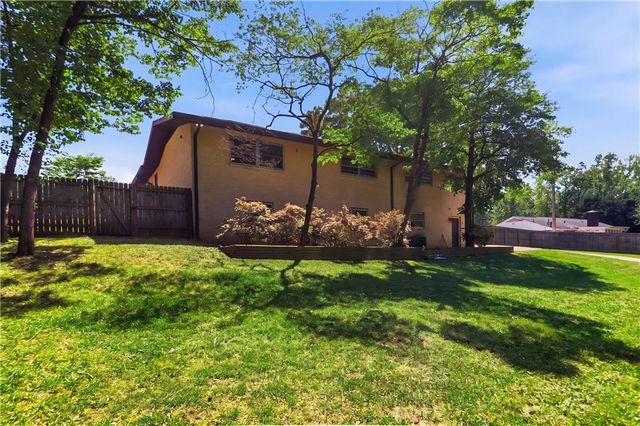 2989 Beechwood Drive, Lithia Springs, GA 30122