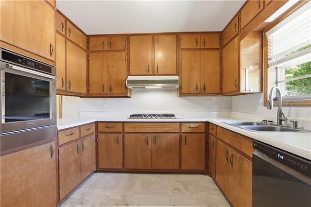 2989 Beechwood Drive, Lithia Springs, GA 30122