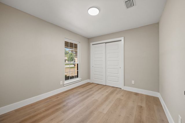 7512 Clover Lane, Watauga, TX 76148