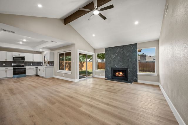7512 Clover Lane, Watauga, TX 76148