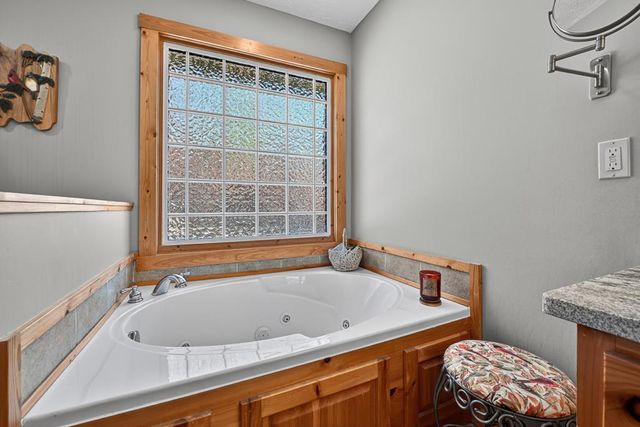 146 Neaptide Drive, Ellijay, GA 30540